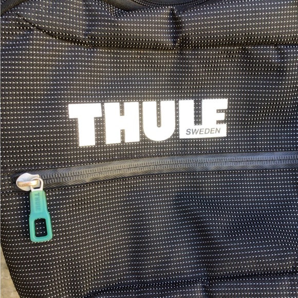 THULE Sweden outdoor gear multiple compartments backpack - Picture 14 of 15